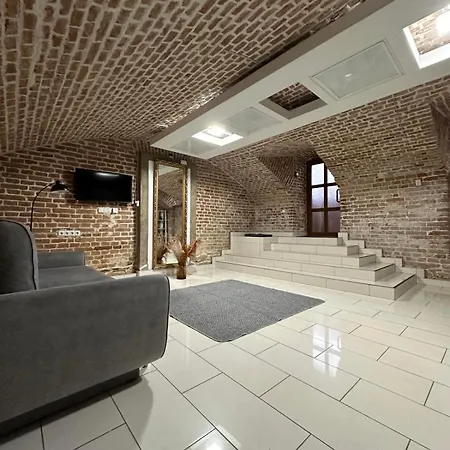 2Х Кім-Й Loft На Площі Філармонії By Willox Apartment Chernivtsi Exterior photo