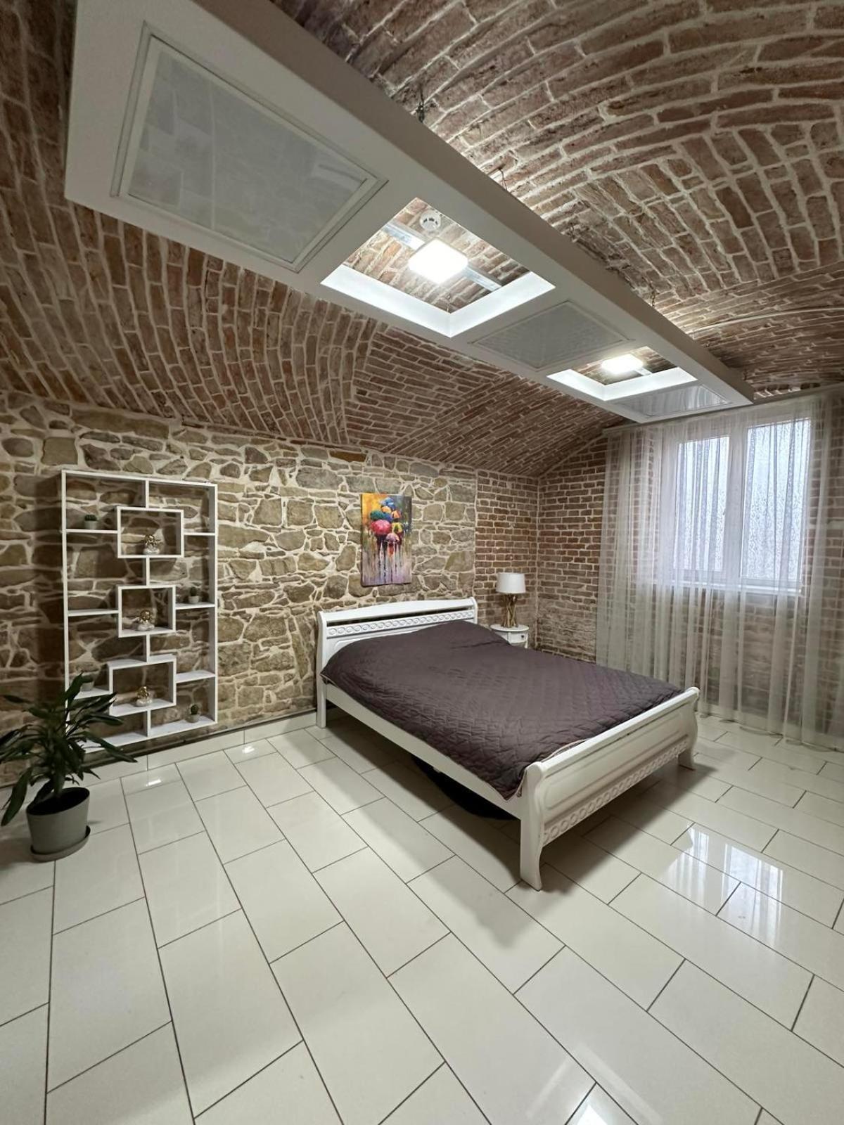 2х кім-й Loft на площі філармонії By Willox * Chernivtsi